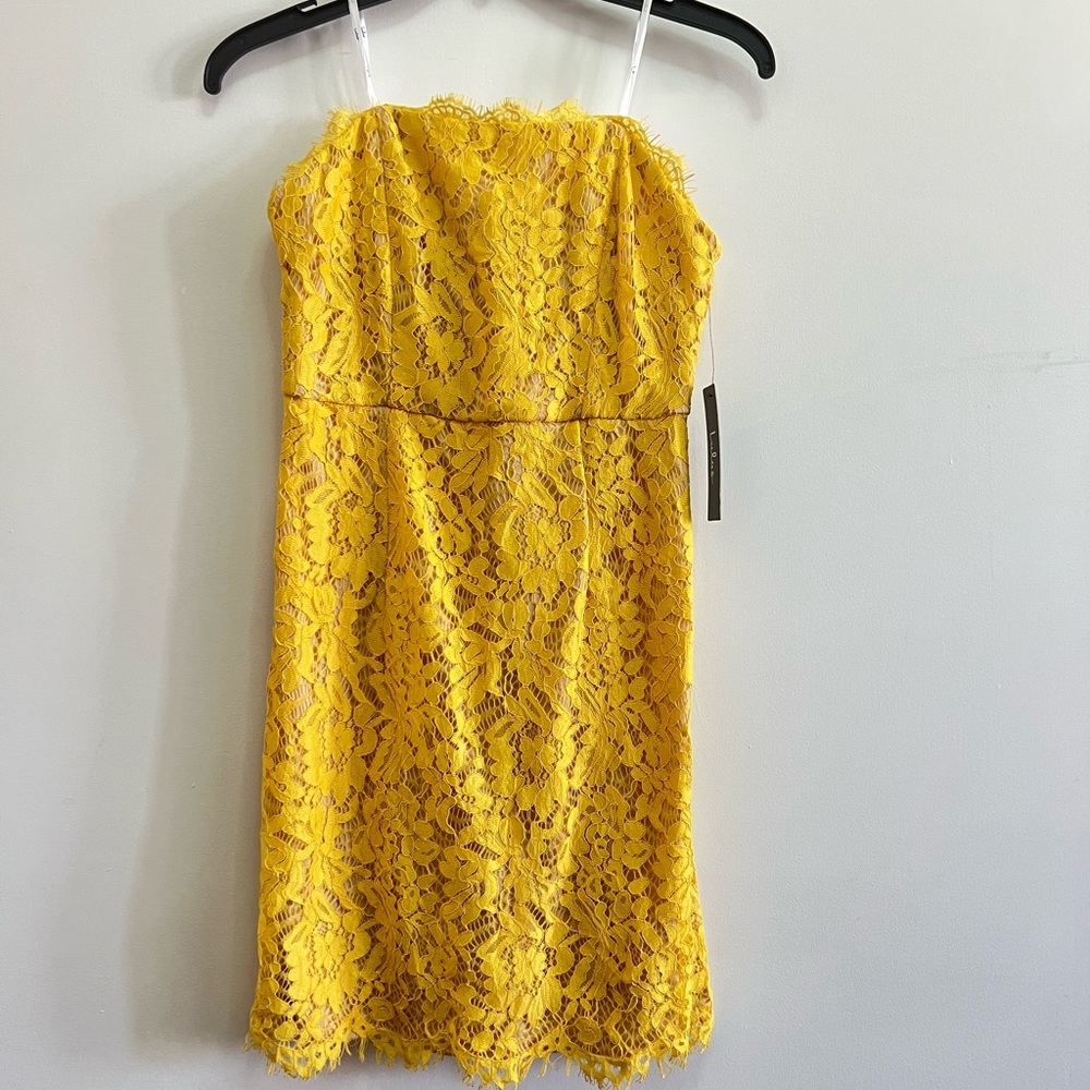 BNWT Lulus Yellow Lace Strapless Dress - Small